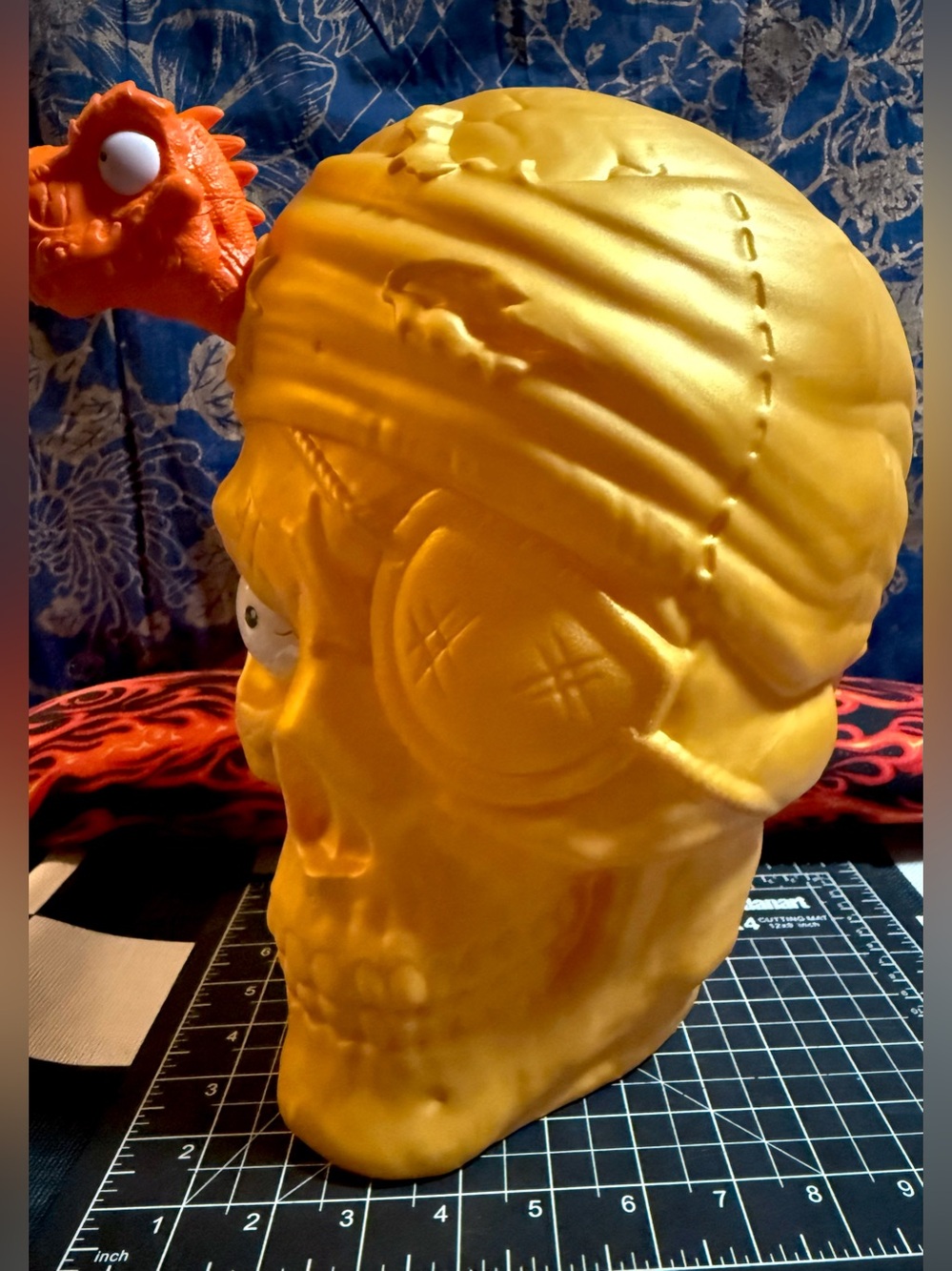 Giant Skull Light Up Talking Giant Skull Halloween Blow Mold Spooky Pirate - Picture 9 of 12